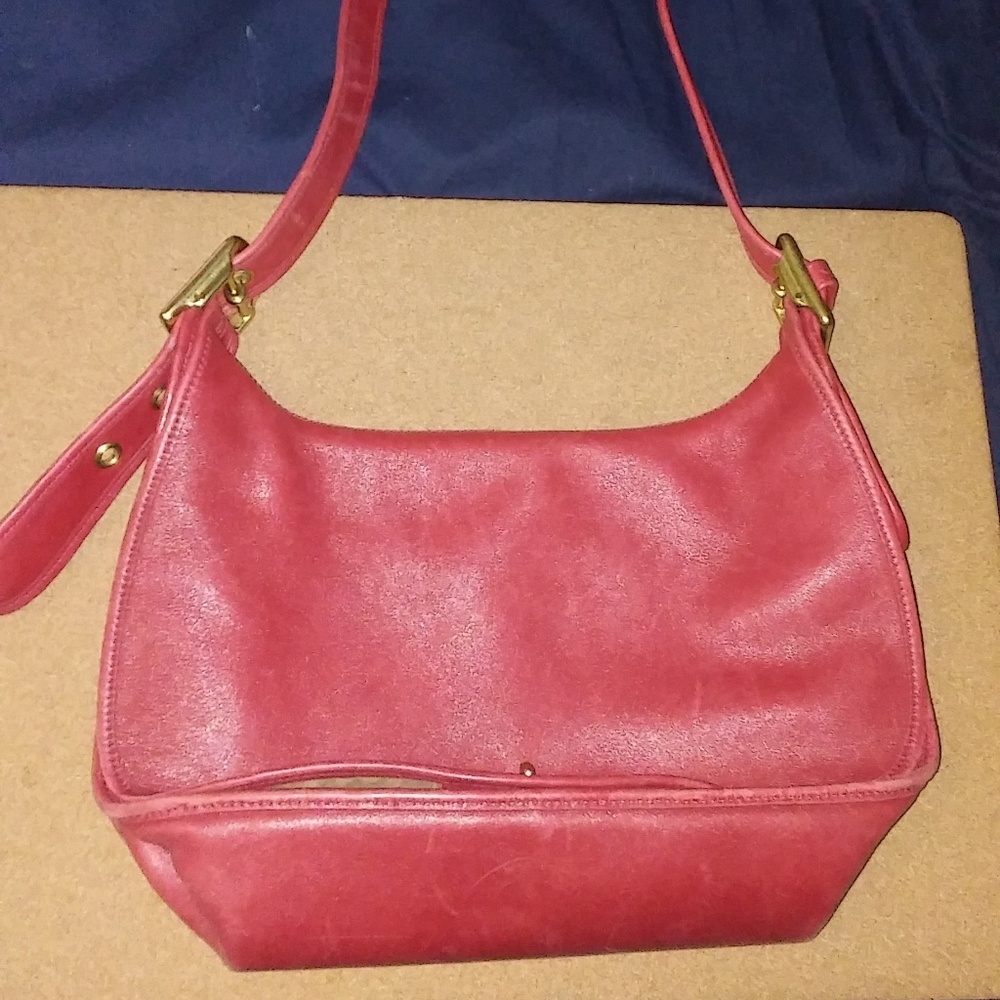 coach leather bag ex. cond.